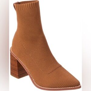 STEVEN by Steve Madden Nixie Bootie, Note: New without Box
